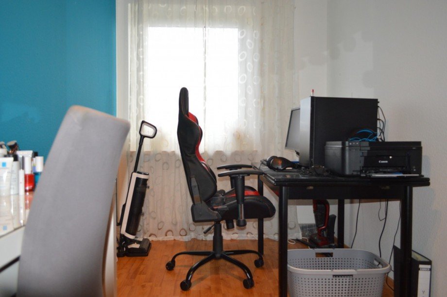 Home-Office Kind Wohnung Paderborn / Elsen