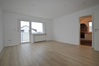 Hauptbild Ruhige, renovierte und gemütliche DG-Wohnung in PB-Elsen!Zentrale Lage!Bezugsfrei ab 1. Januar 2025
