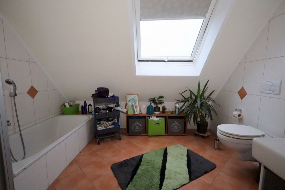 Bad Dachgeschosswohnung Paderborn / Elsen