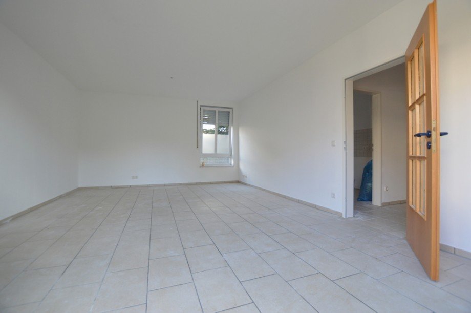 Wohnzimmer Erdgeschosswohnung Paderborn / Schlo� Neuhaus
