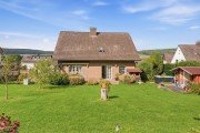 Hauptbild Viel Platz f�r die gro�e Familie!gem�tlich und familienfreundlichEinfamilienhaus mit gro�em Garten! in Bad Driburg OT