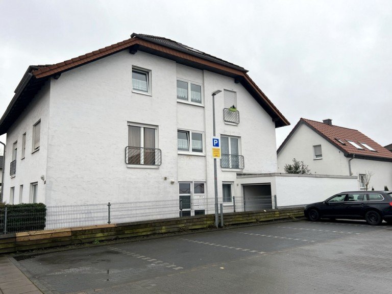  Paderborn / Schlo� Neuhaus Mehrfamilienhaus VerkauftGepflegtes vollvermietetes Mehrfamilienhaus mit 10 Wohnungen in PB Schlo�-Neuhaus