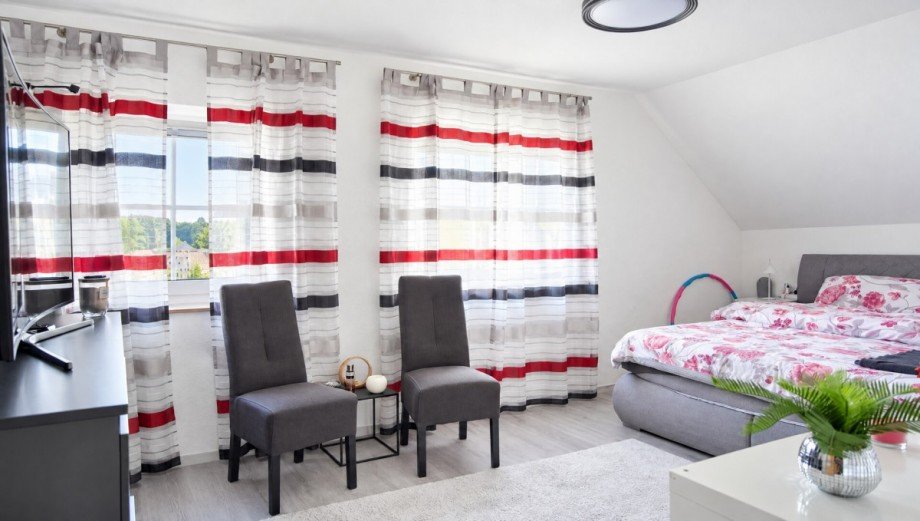 OG Schlafzimmer Einfamilienhaus Bad Driburg